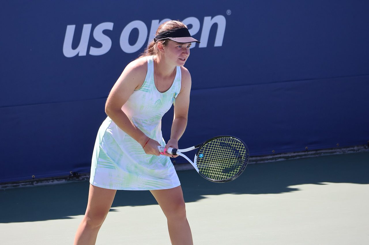 Снигур обыграла Паолини на турнире WTA 1000 в Пекине