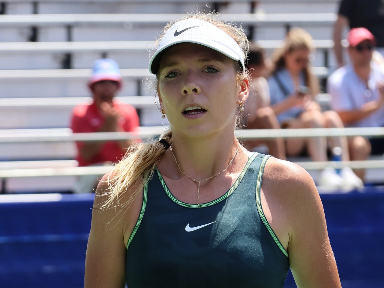 Muchová beats Boulter in Beijing and reaches the round of 32