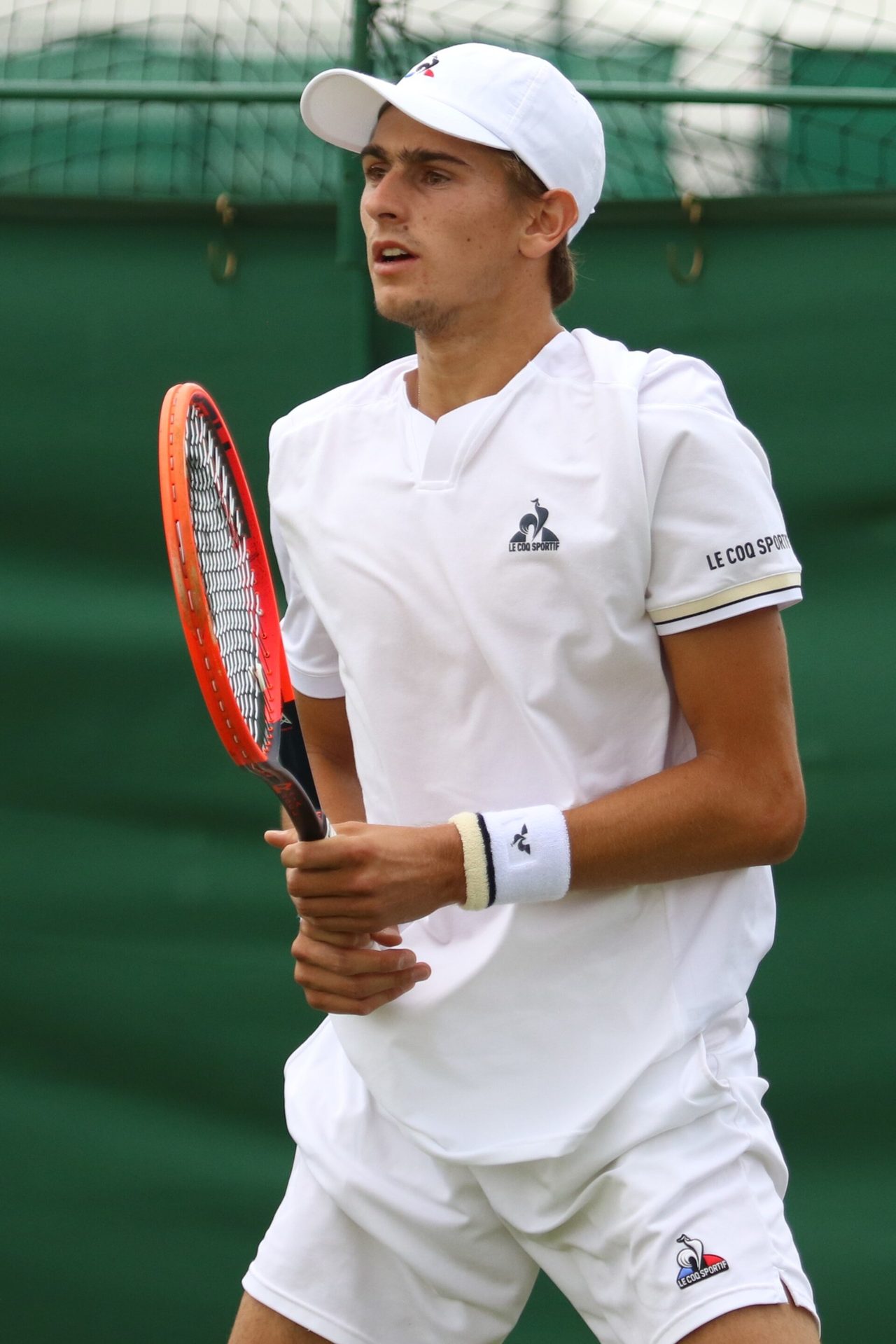 Arnaldi bezwingt Tomic zum Auftakt des Shanghai Masters